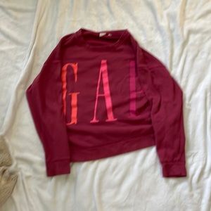 Gap sweater